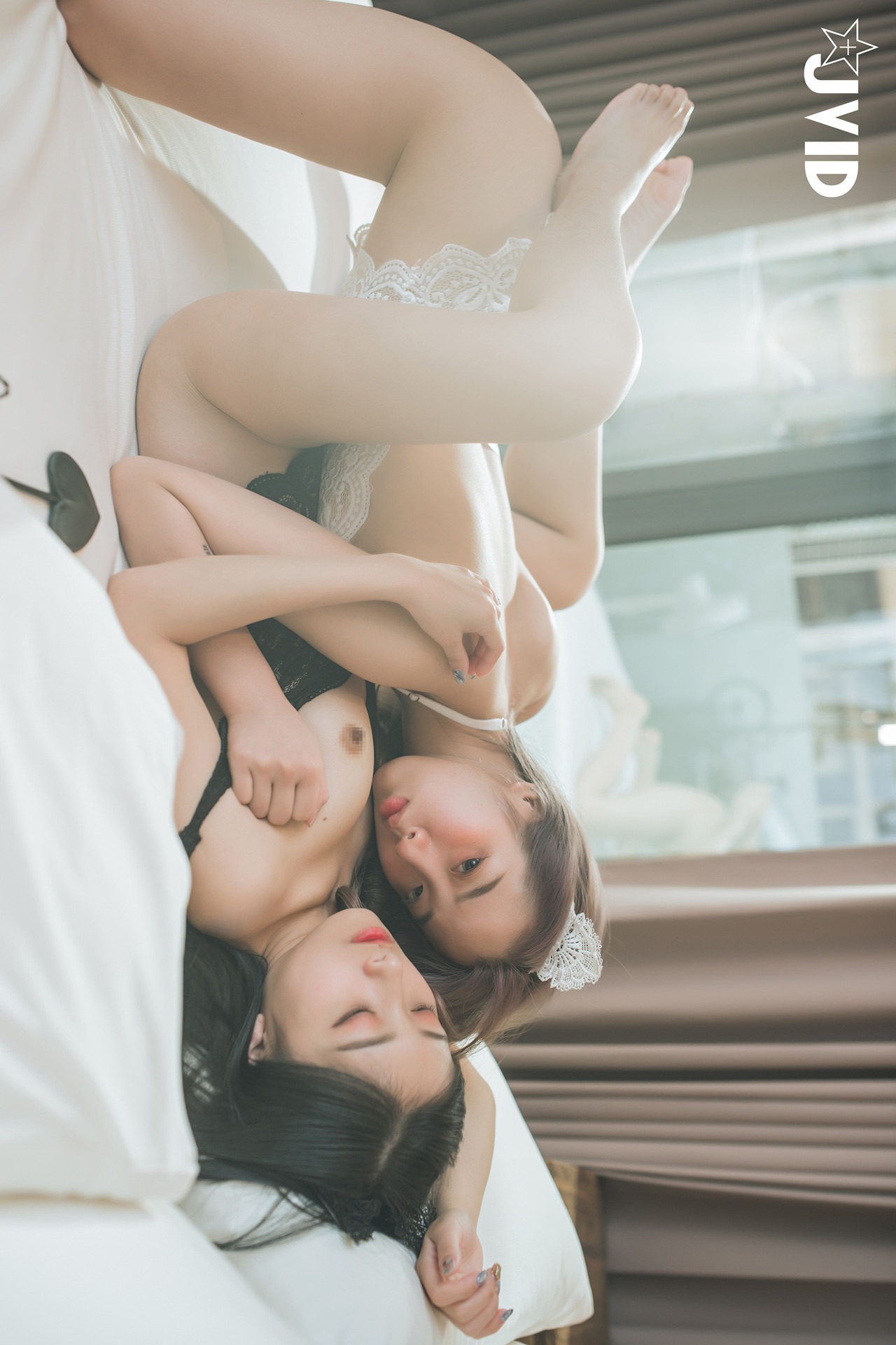 JVID 淇淇selina & 小隻馬霓霓 – 【雙模特輯】淇淇＆霓霓寵物閨蜜裸體挑逗，霓霓上空無碼年度限定隱藏版!!! Set (23)