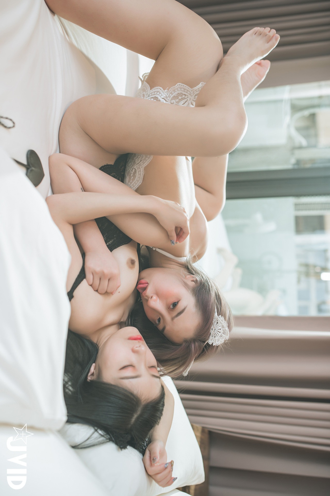 JVID 淇淇selina & 小隻馬霓霓 – 【雙模特輯】淇淇＆霓霓寵物閨蜜裸體挑逗，霓霓上空無碼年度限定隱藏版!!! Set (24)