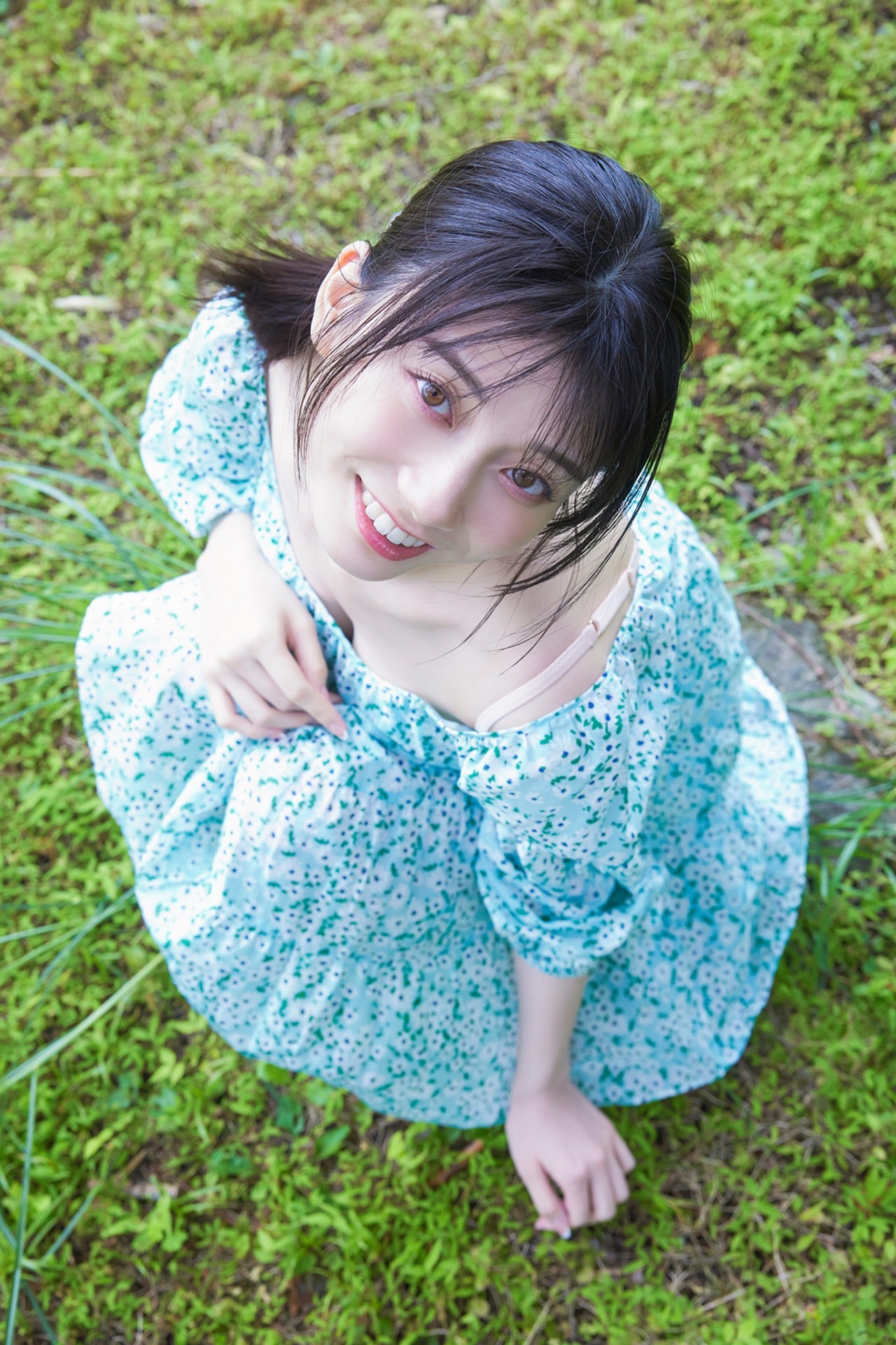 Kanna Seto 瀬戸環奈, 週刊ポストデジタル写真集 『温泉逃避行』 Set (4)