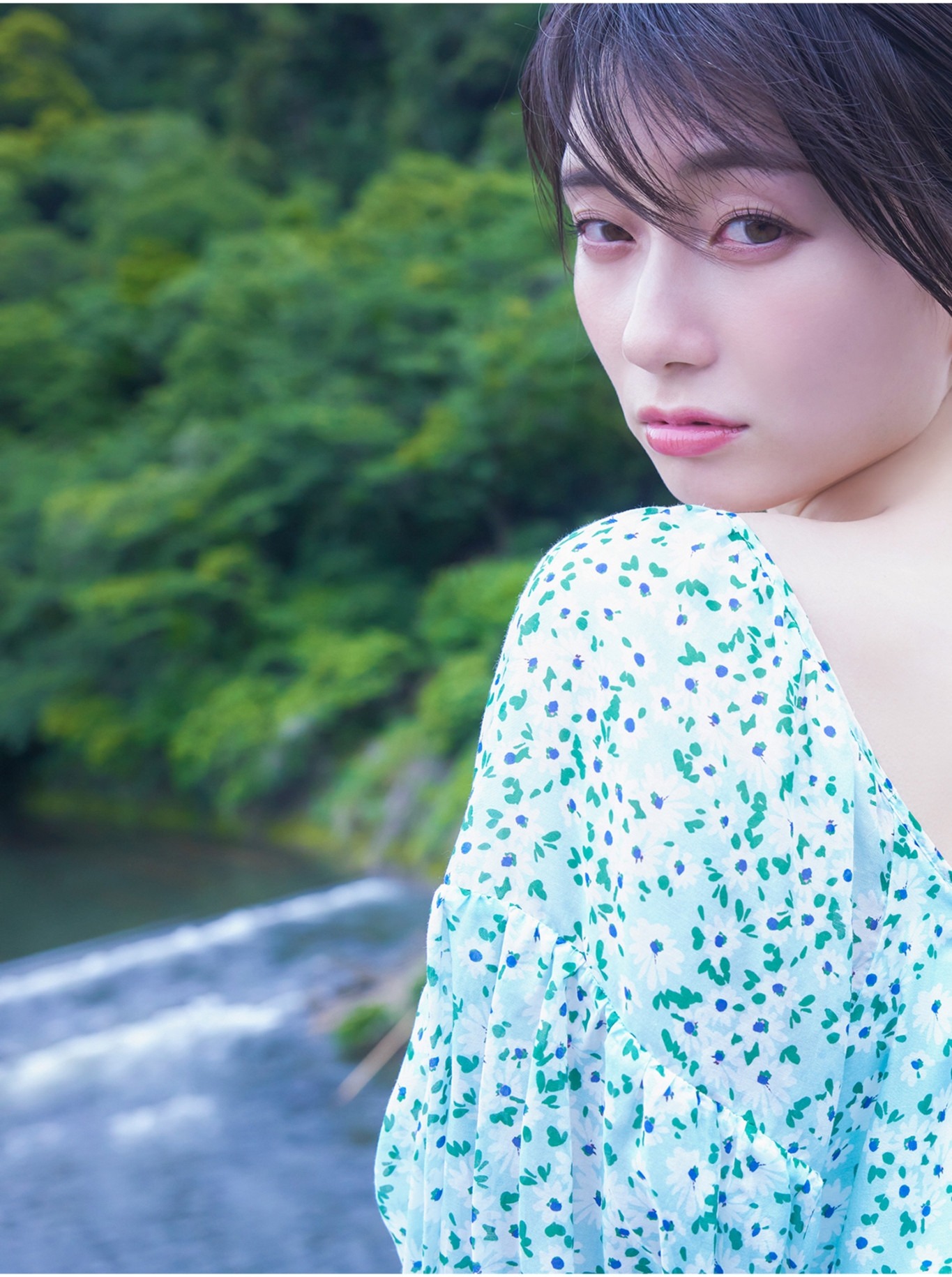 Kanna Seto 瀬戸環奈, 週刊ポストデジタル写真集 『温泉逃避行』 Set (36)