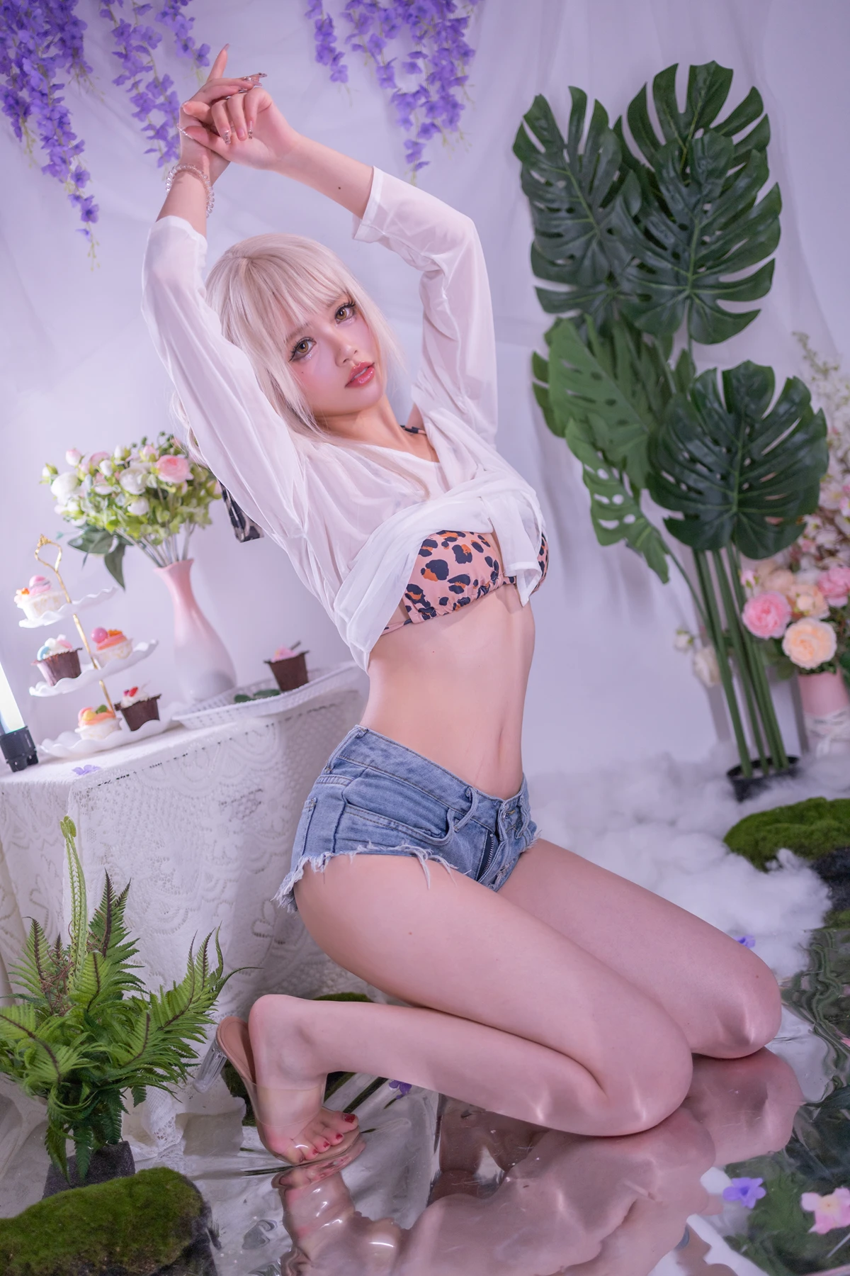 Cosplay 千反田鹿子 – 罩纱豹纹泳装