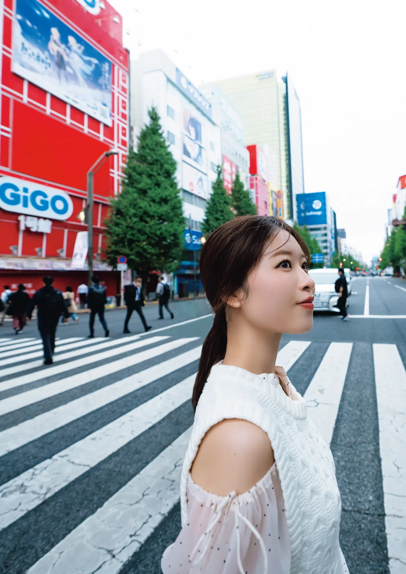 Chiyori Nakanishi 中西智代梨, 1st写真集 「ちより日和」 Set.04