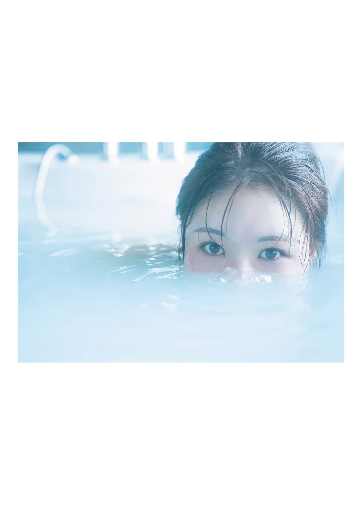Chiyori Nakanishi 中西智代梨, 1st写真集 「ちより日和」 Set.04