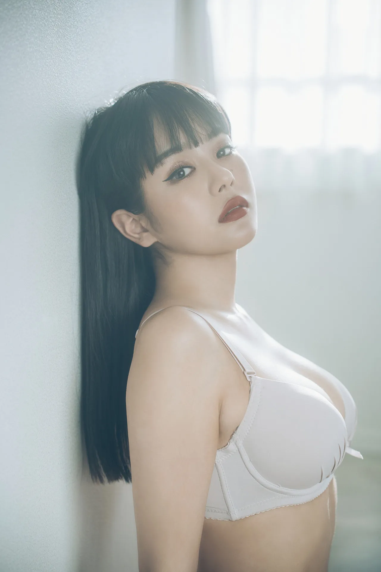 EIMI エイミ, デジタル写真集 「Undergarments」 Set.01