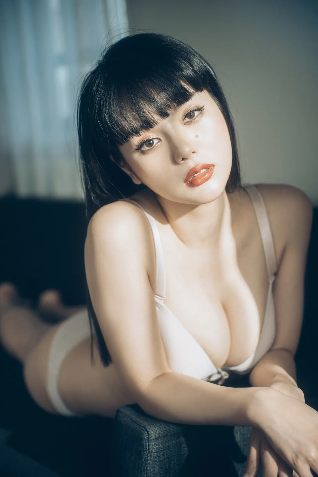 EIMI エイミ, デジタル写真集 「Undergarments」 Set.01