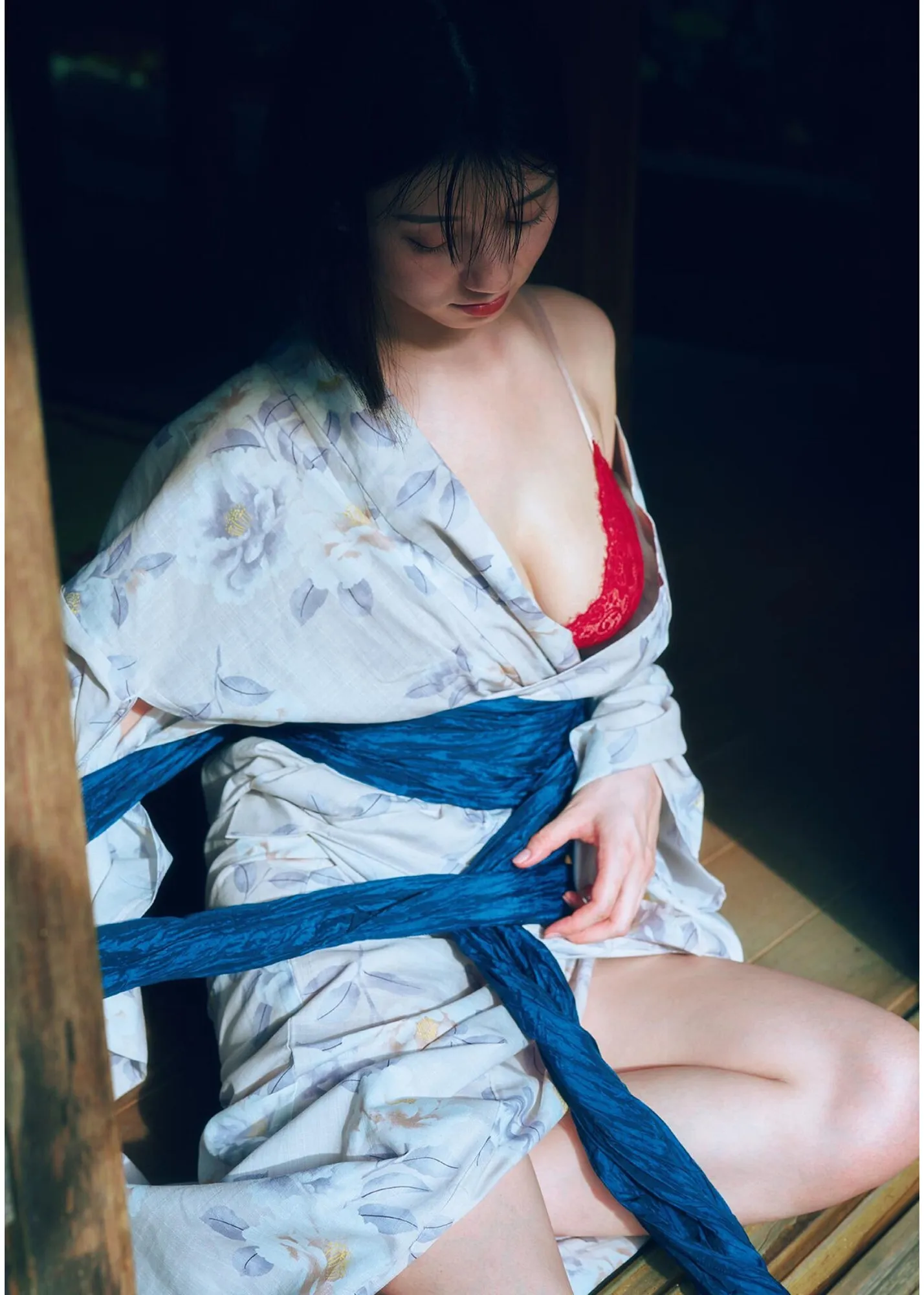 Kanna Seto 瀬戸環奈, 1st写真集 「Emerald」 Set.02