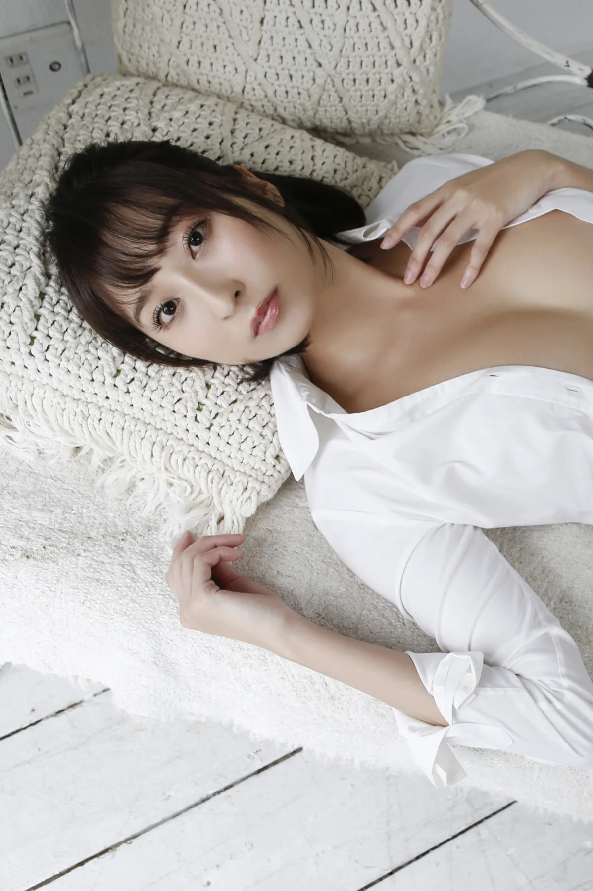 Saki Ogata 緒方咲, 写真集 「美脚の天使」 Set.01