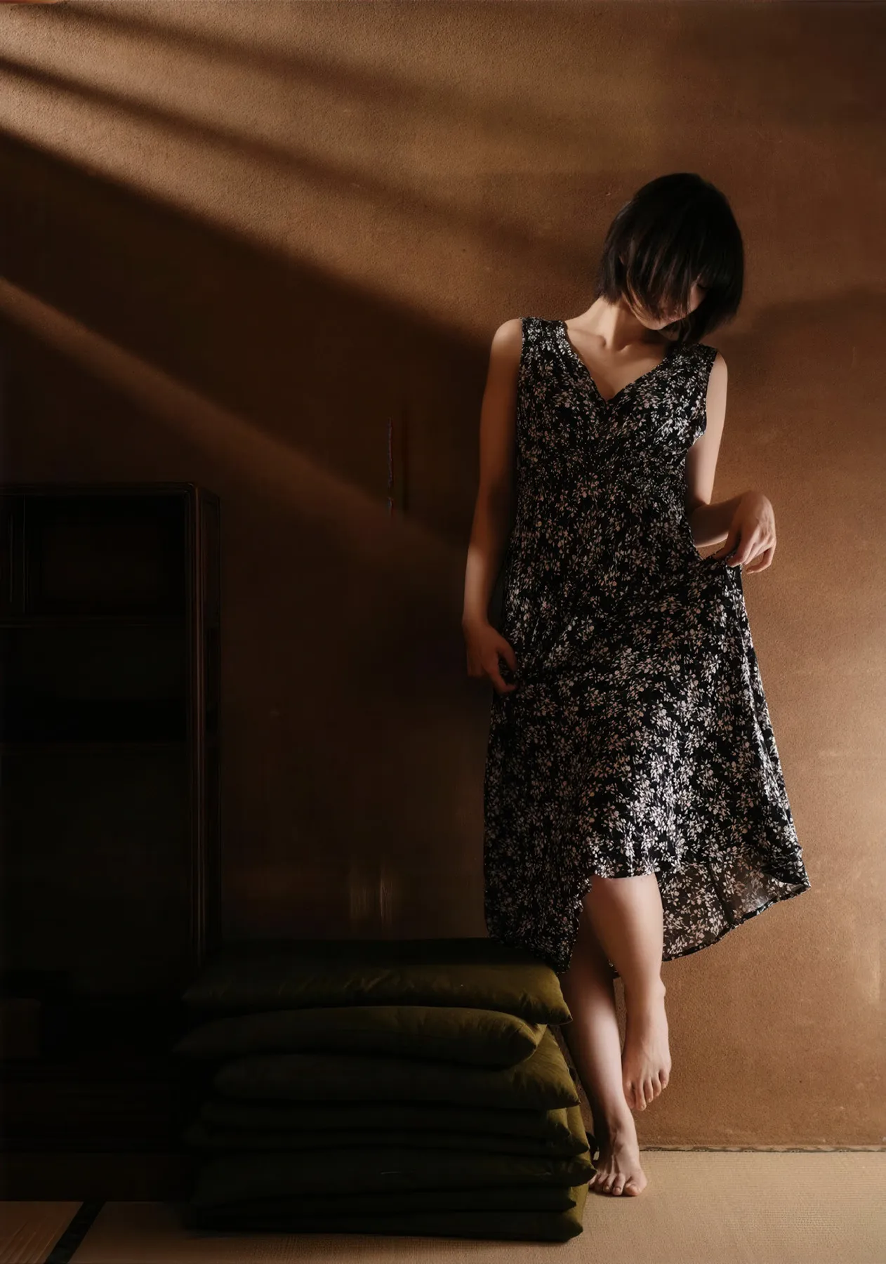 Tsugu Manaka 真中つぐ, 写真集 恋愛情緒 Wunder puglishing house Set.03