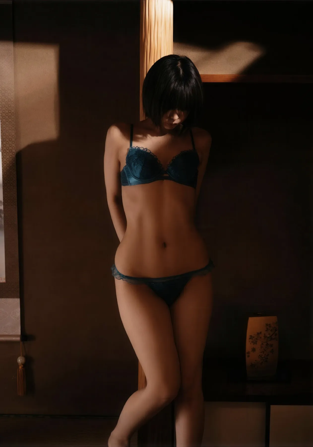 Tsugu Manaka 真中つぐ, 写真集 恋愛情緒 Wunder puglishing house Set.03