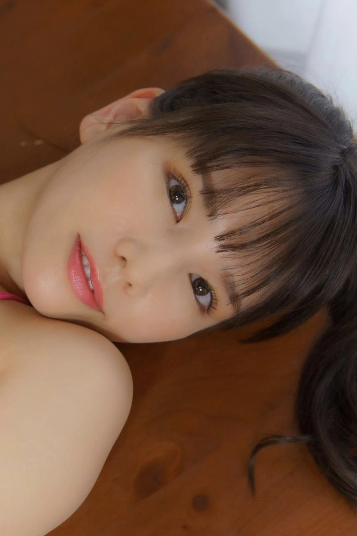 Yuka Aragaki 新垣優香, 写真集 「ミルキーグラマーが止まらない」 Set.01