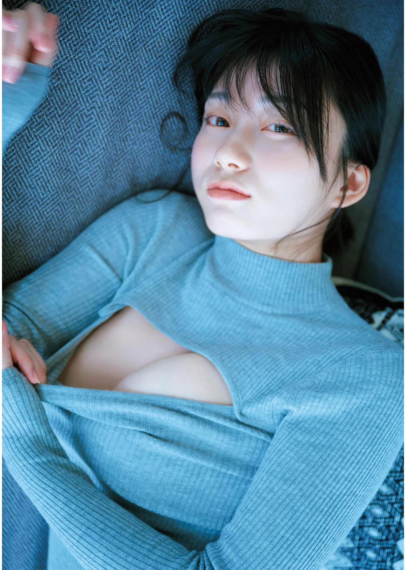 Kanna Seto 瀬戸環奈, 1st写真集 「Emerald」 Set.01