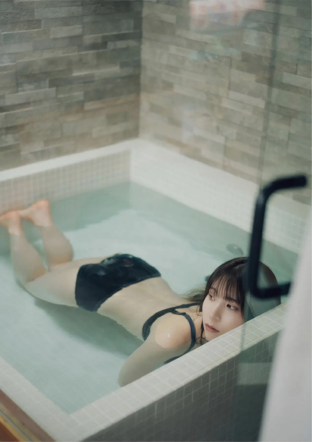 Suzuna 紗愛, デジタル写真集 「EN」 wunder publishing house Set.01