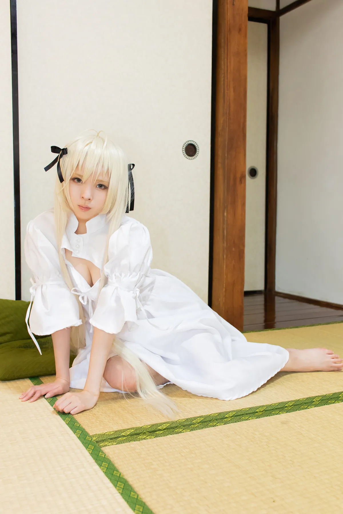 Meruru Amanogawa 天ノ川めるる, 写真集 Ebichiri☆Teikoku 「キミトイクソラ」 Set.02