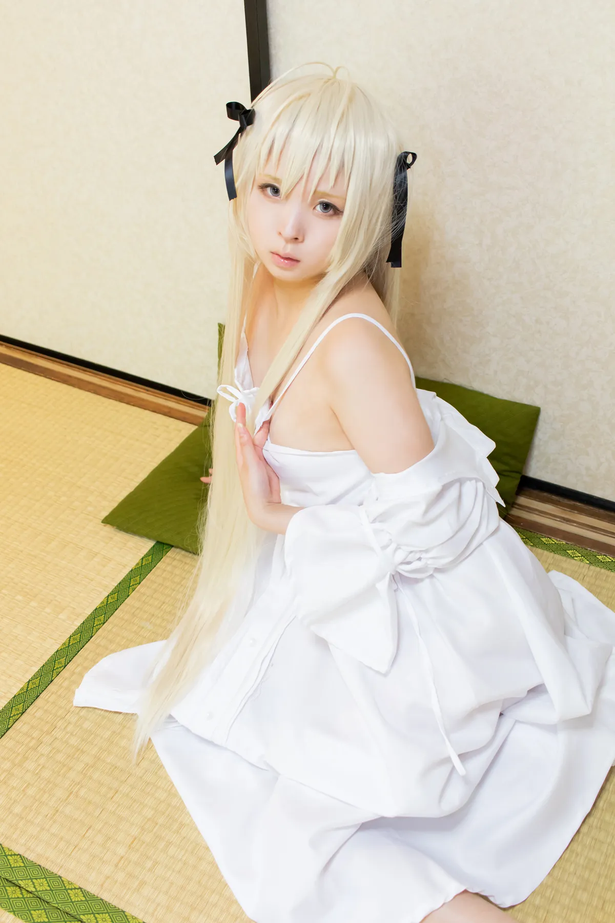 Meruru Amanogawa 天ノ川めるる, 写真集 Ebichiri☆Teikoku 「キミトイクソラ」 Set.02