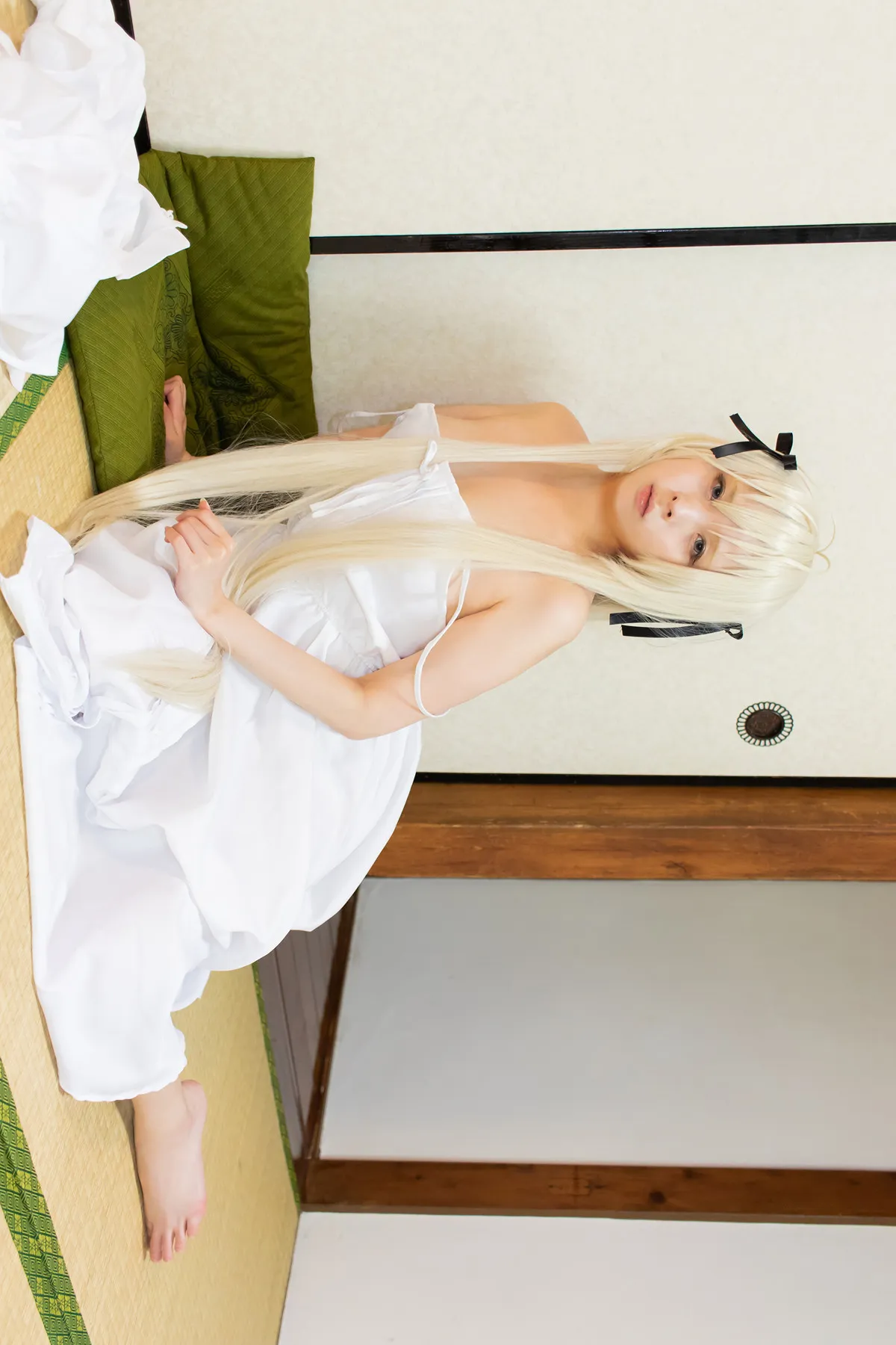 Meruru Amanogawa 天ノ川めるる, 写真集 Ebichiri☆Teikoku 「キミトイクソラ」 Set.02