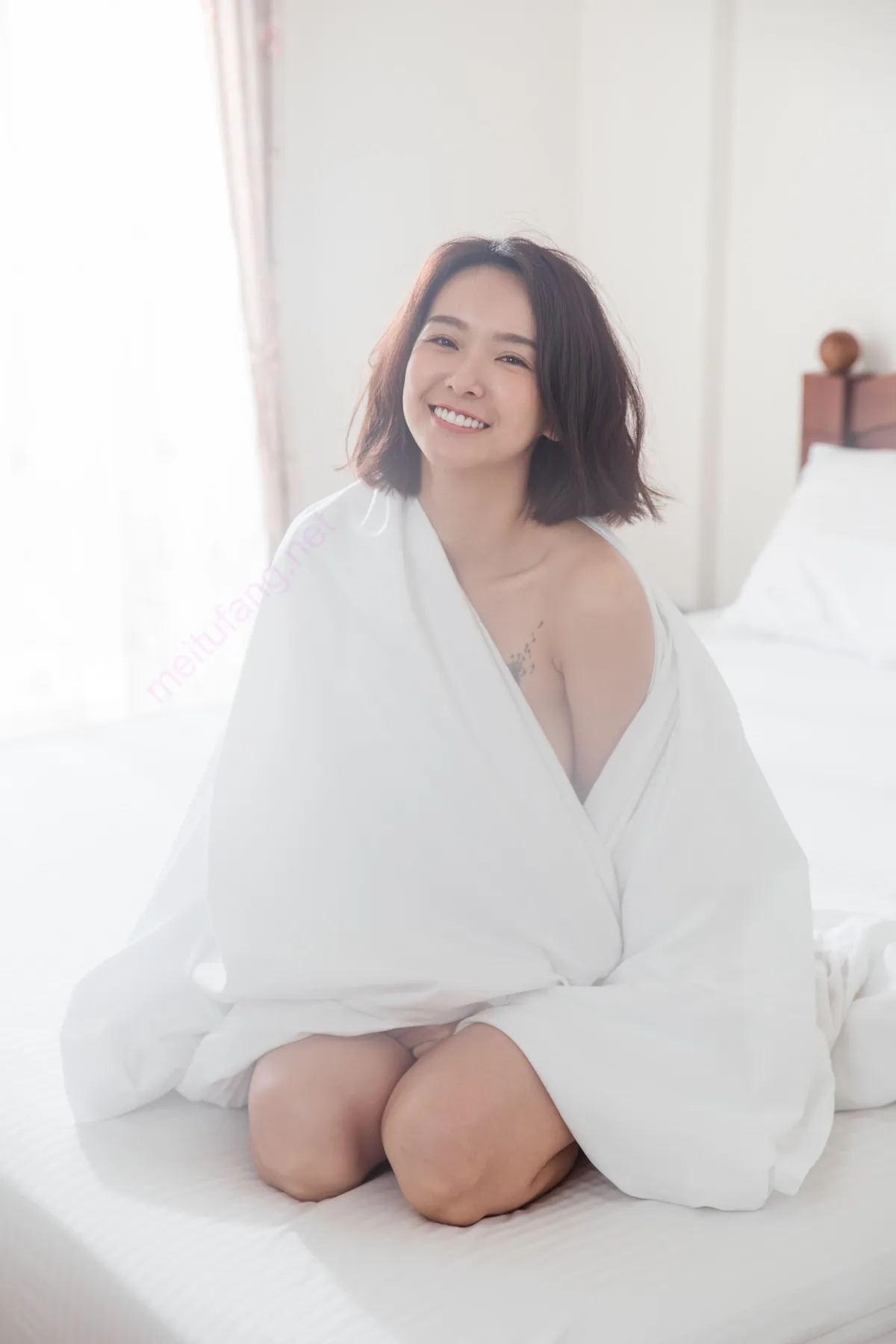 Kimi Chang 禾羽, 雙人寫真弓長牙佳涵+香 Set.02