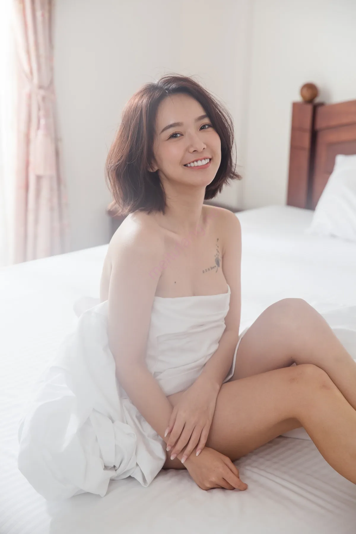Kimi Chang 禾羽, 雙人寫真弓長牙佳涵+香 Set.02