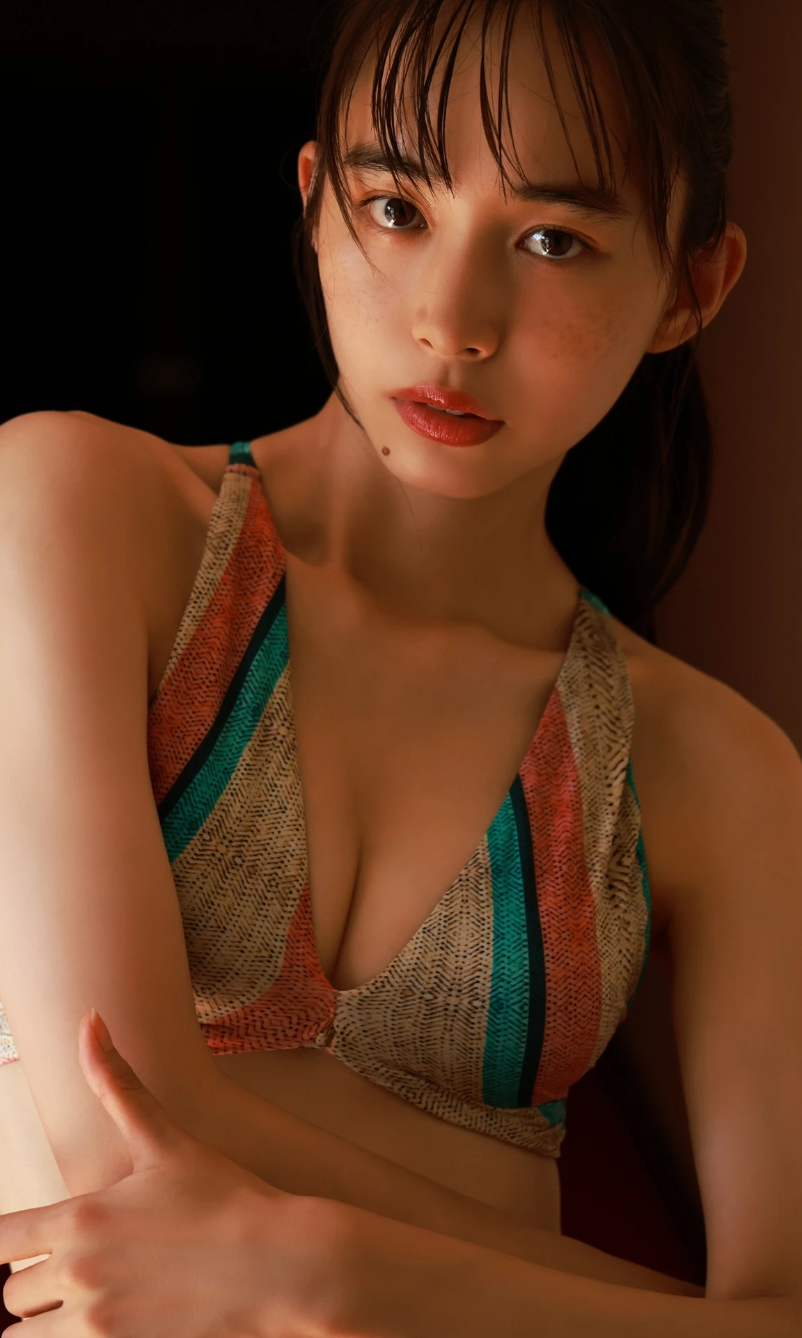 Hiroe Igeta 井桁弘恵, デジタル写真集 「BE{Free}」 Set.01