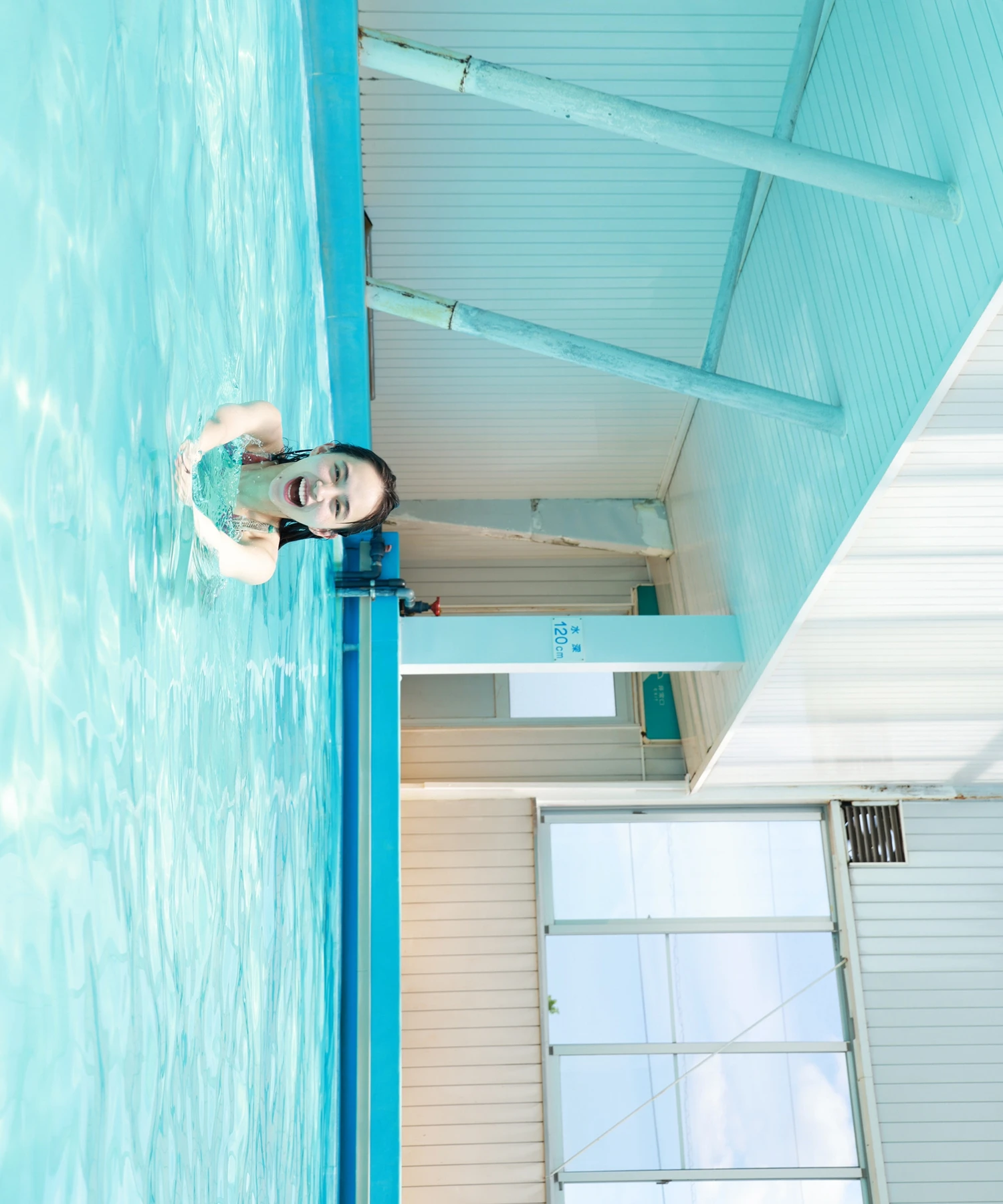 Hiroe Igeta 井桁弘恵, デジタル写真集 「BE{Free}」 Set.01