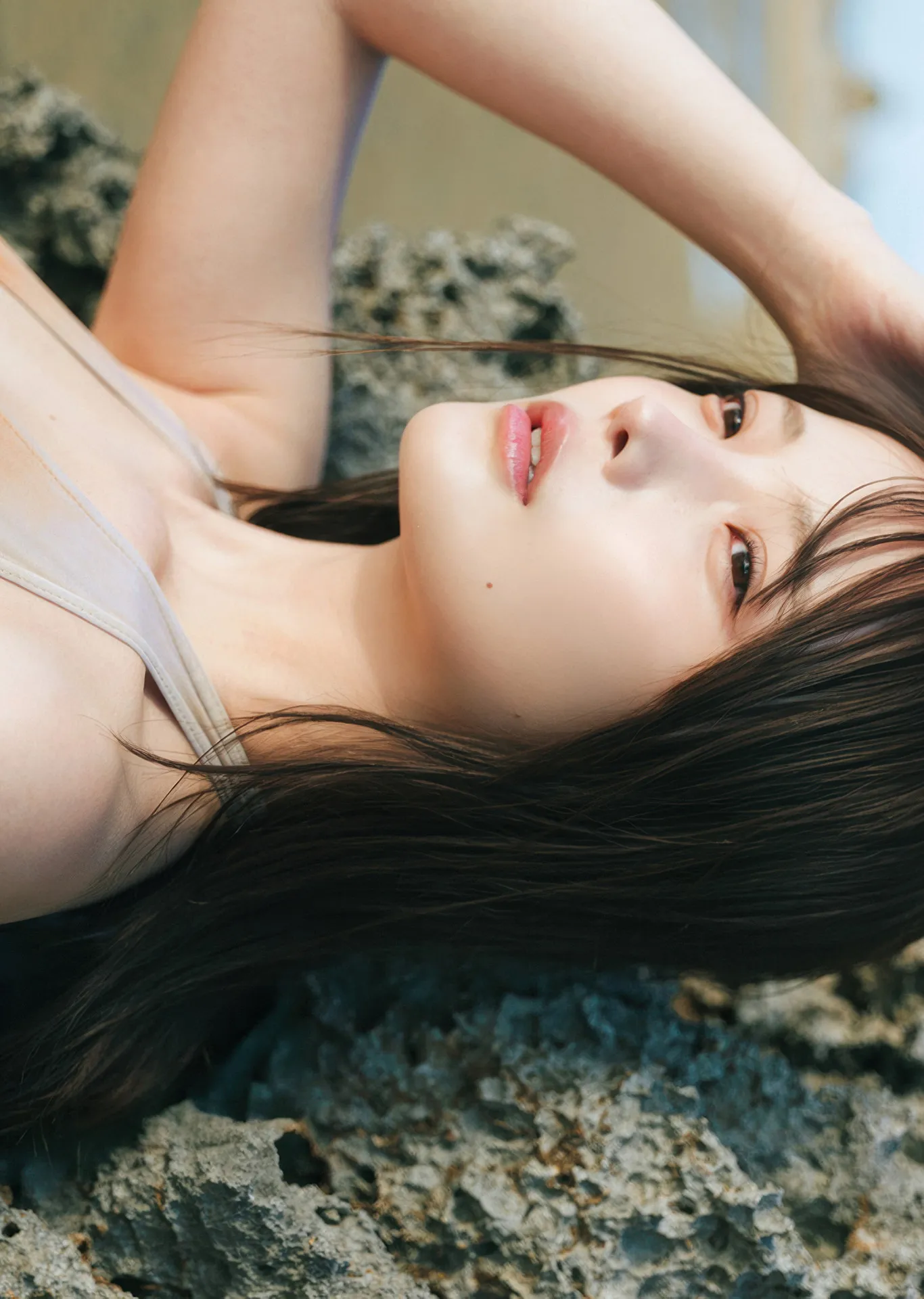 Himeka Araya 新谷姫加, ファースト写真集 「ひめかわいい。」 Set.02